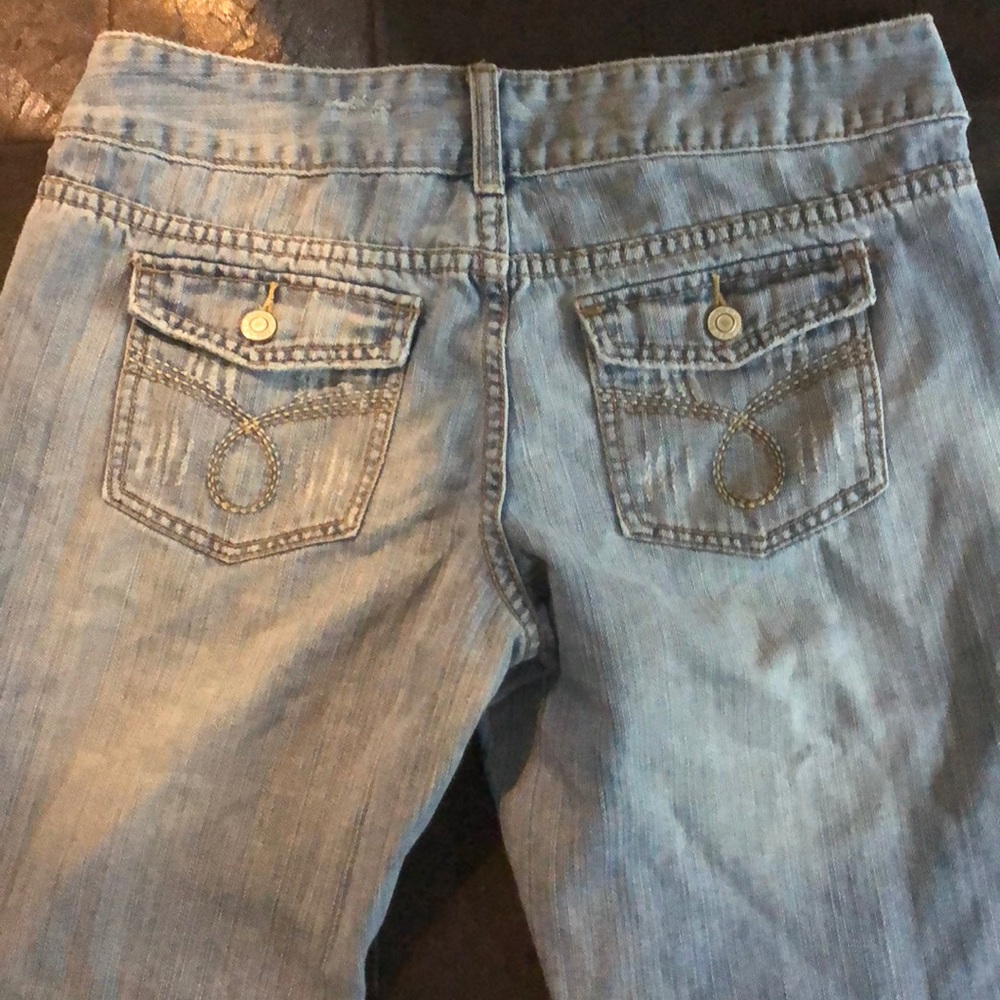Distressed Capris